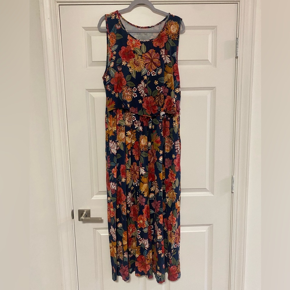 Plus size Latched Mama Dress